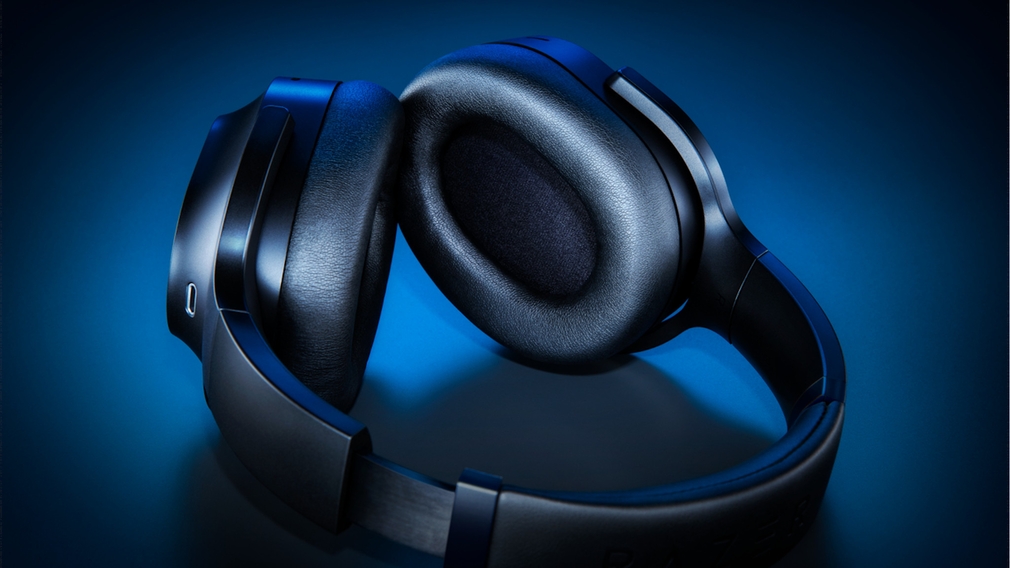 Razer Barracuda: Three new gaming headsets introduced The ear cups of the Razer Barracuda Pro are filled with memory foam. 