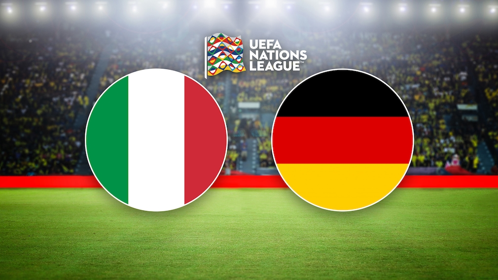 Nations League FAhnen Italien Deutschland auf Rasen im Stadion