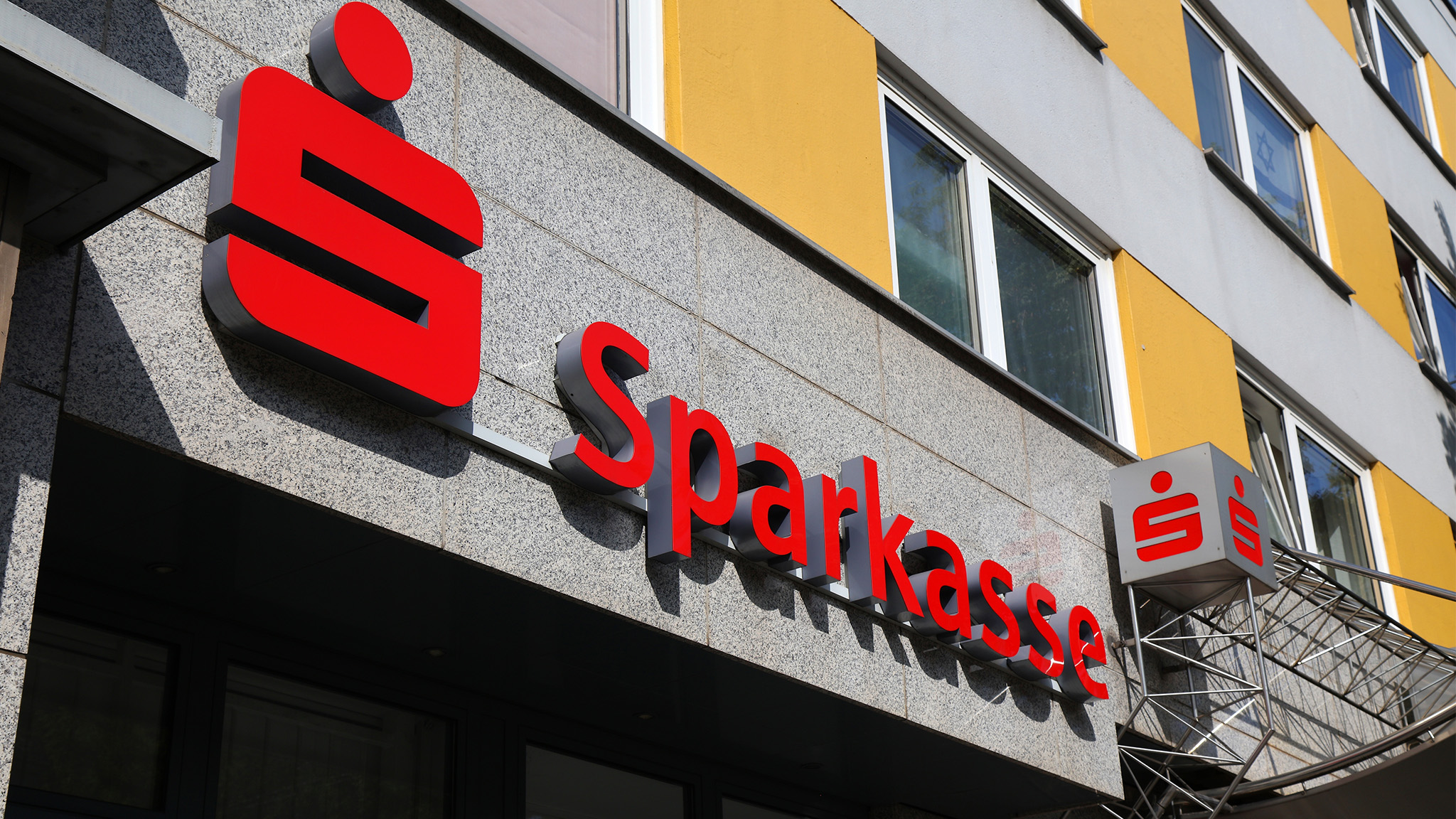 Sparkassen-Finanzgruppe führt digitale Geldbörse ein - COMPUTER BILD