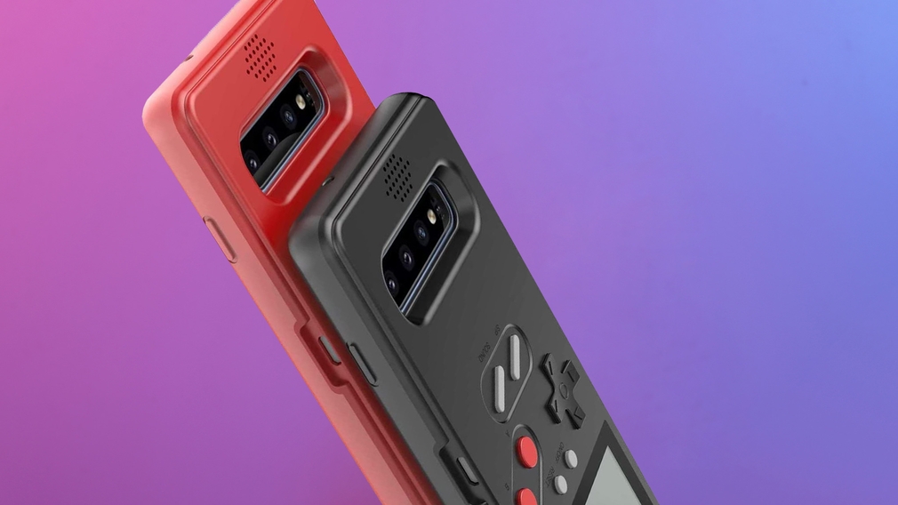 Zwei Smartphones im Game-Boy-Case
