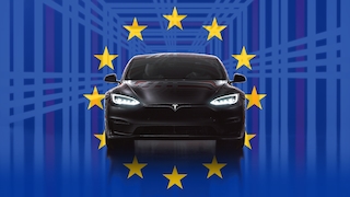 Ein Tesla inmitten der europäischen Sterne