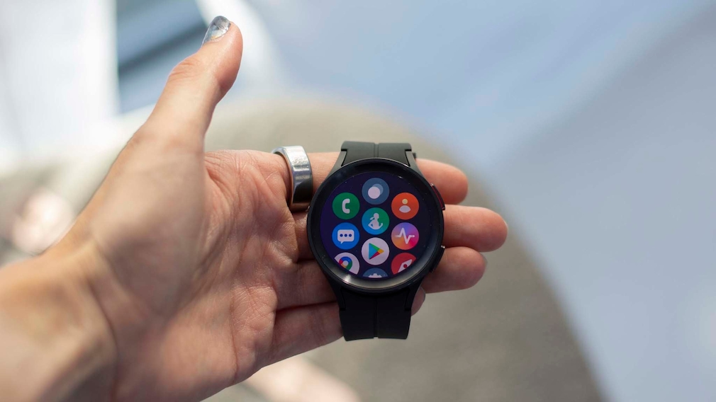Samsung Galaxy Watch 5 Pro vorgestellt: Ich kann was, das die normale Version nicht kann! Die Galaxy Watch 5 Pro hat einen Gehäusedurchmesser von 45 mm. 