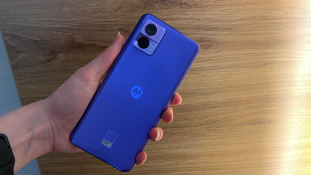 Motorola Edge 30 Neo: Kompaktes Top-Smartphone?