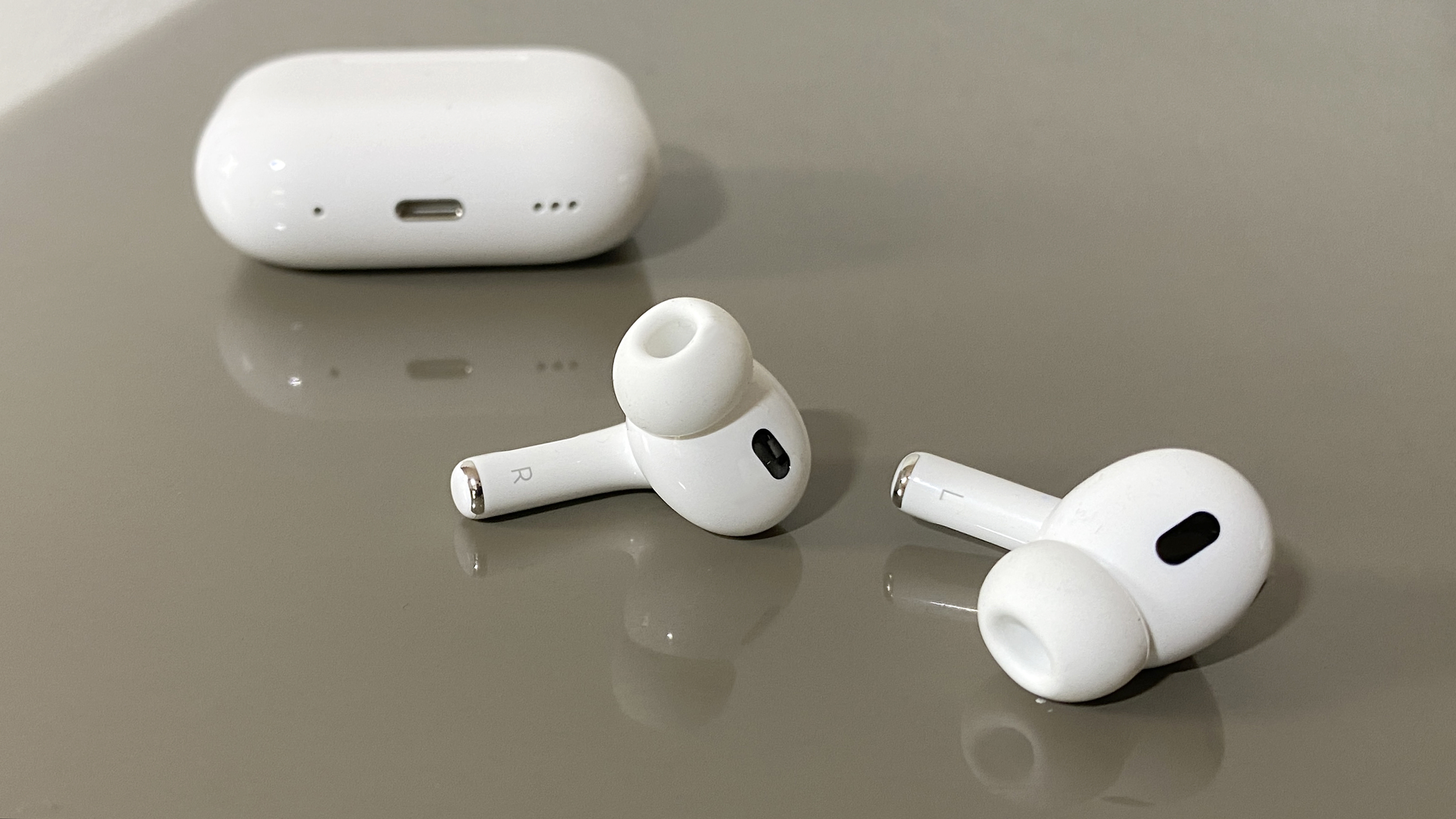 オーディオ機器 イヤフォン Apple AirPods Pro 2 im Test: Die besten In-Ears für den Alltag 