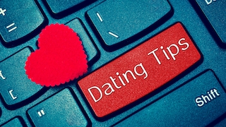 "Dating Tips" auf Tastatur geschrieben