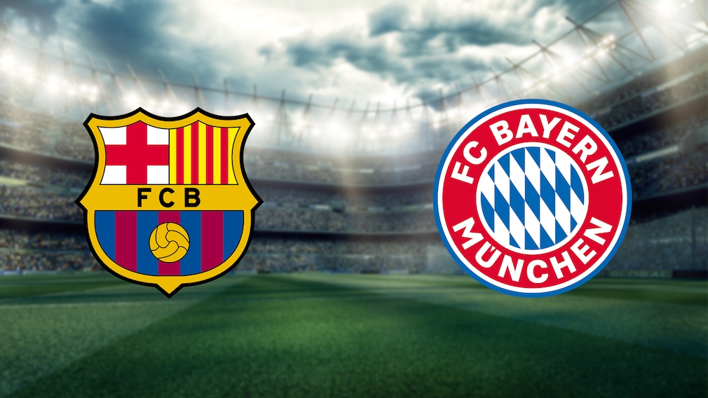 FC Barcelona  Bayern München: Wappen im leeren Stadion