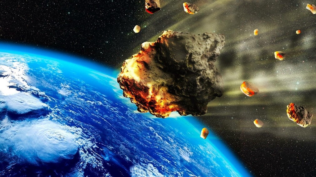 Meteorit rast auf die Erde zu