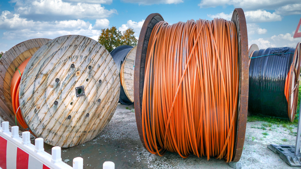 Chaos beim Glasfaserausbau: Streit um Fördermittel