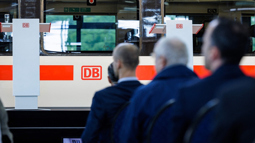 Fahrplanwechsel bei der Bahn: Teurere Tickets, aber weiterhin unpünktlich