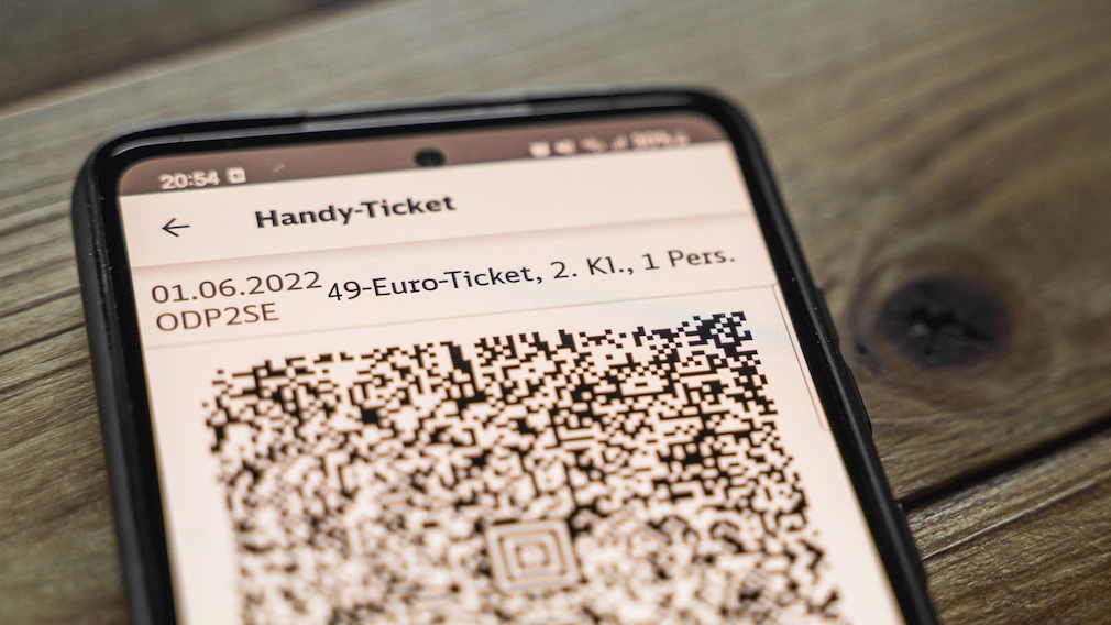 Wissing: 49-Euro-Ticket soll Schritt zur Digitalisierung sein