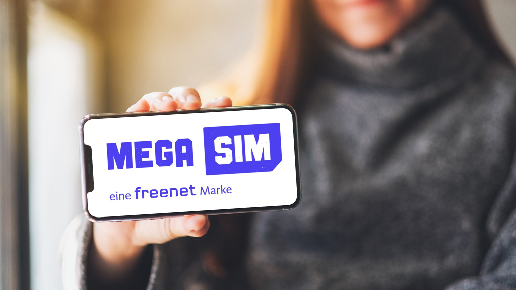 iStock.com/Farknot_Architect, MegaSIM, freenet