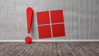 Windows-Logo neben Ausrufezeichen