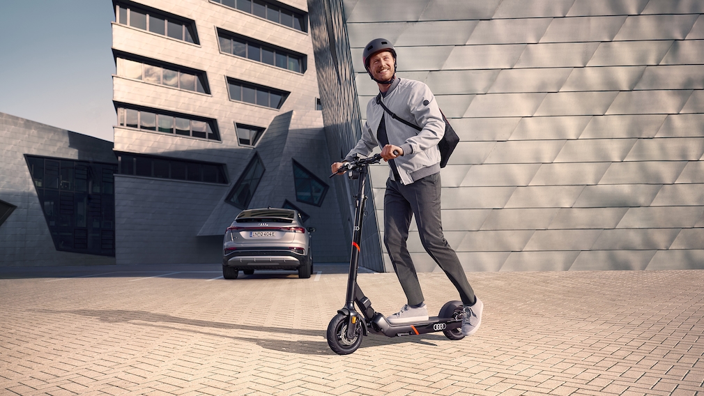 Audi electric kick scooter powered by Egret Pro