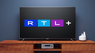 RTL+-Logo auf einem Fernseher