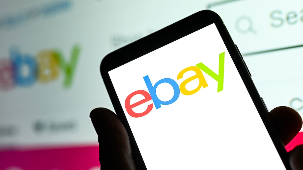 Privatverkäufe: Ebay streicht Gebühren Private Ebay-Verkäuferinnen und -Verkäufer müssen in Deutschland in Kürze keine Gebühren mehr zahlen.