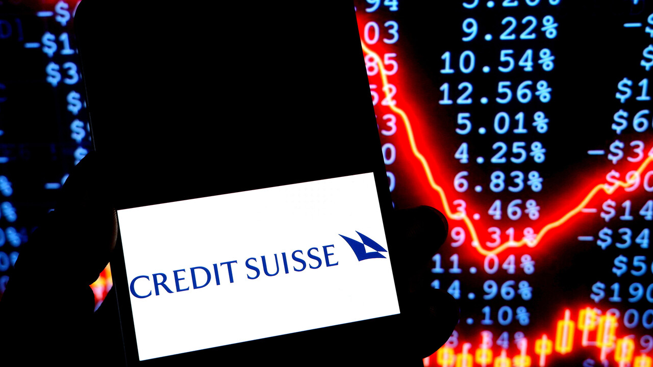 Crédit Suisse Aktie: Übernahme durch UBS nach Pleite - COMPUTER BILD