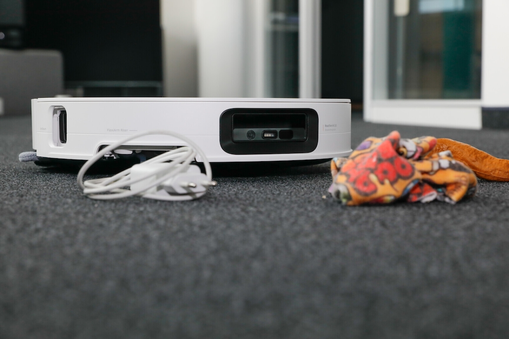 Saugroboter, Hinderniserkennung