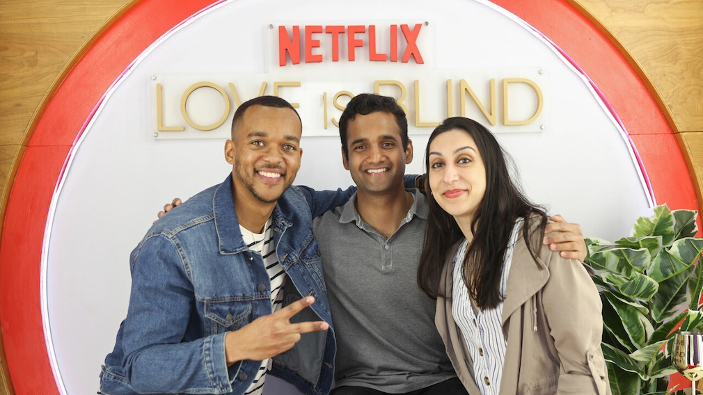 Love is Blind: The Live Reunion gescheitert: Technikprobleme auf Netflix sorgen für Shitstorm Die Fans von "Love Is Blind", die sehnsüchtig auf das Wiedersehen in Staffel 4 gespannt waren, wurden bitter enttäuscht.