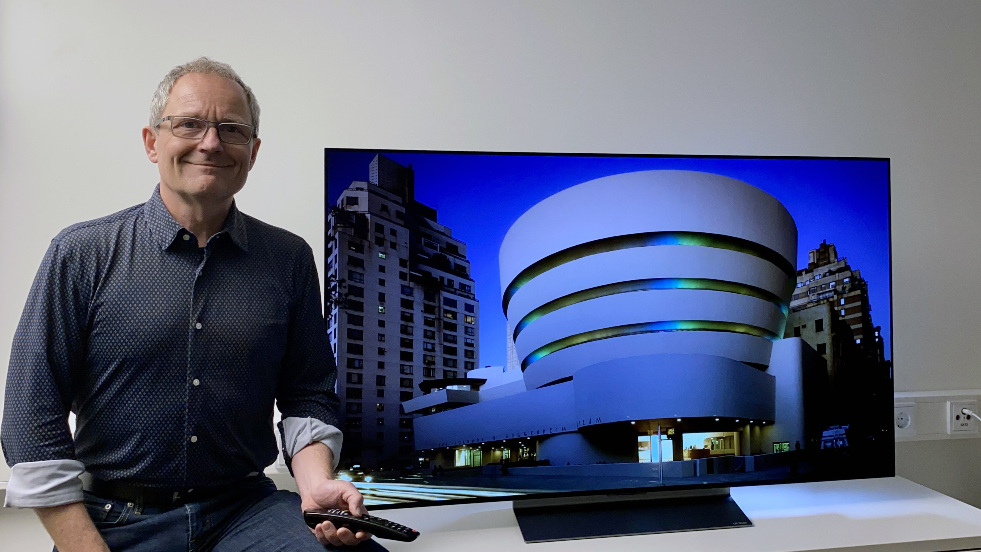 LG OLED C3 im Test: Schon ab 42 Zoll einer der besten OLED-TVs - COMPUTER  BILD