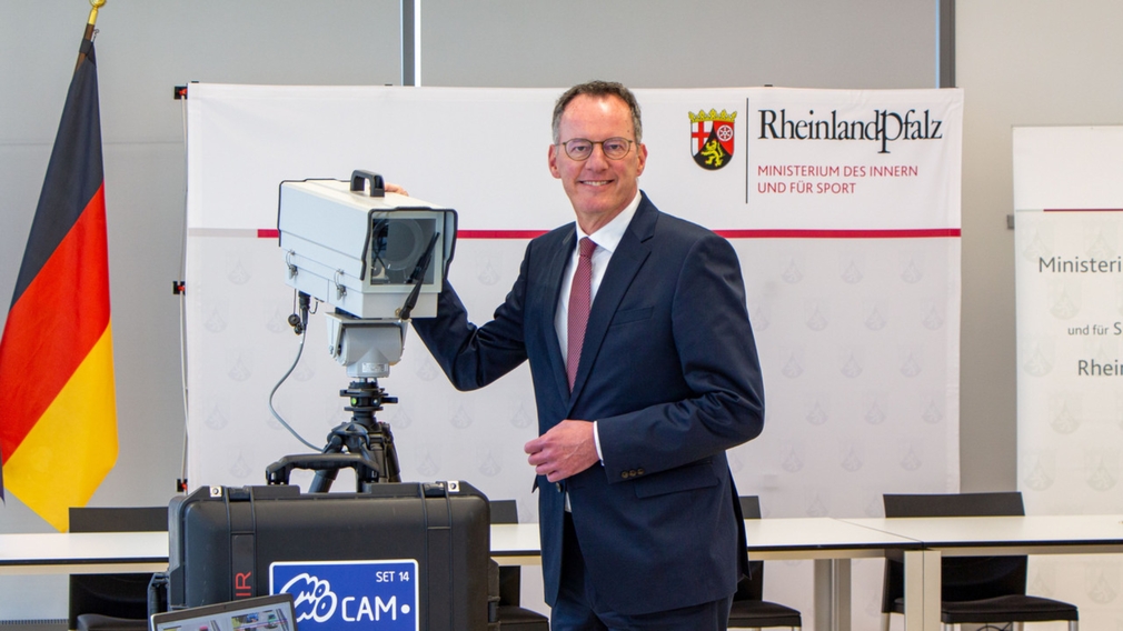 Handy am Steuer: Rheinland-Pfalz will auf Monocam setzen