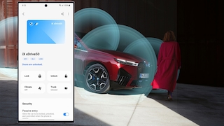 BMW-App mit Auto im Hintergrund