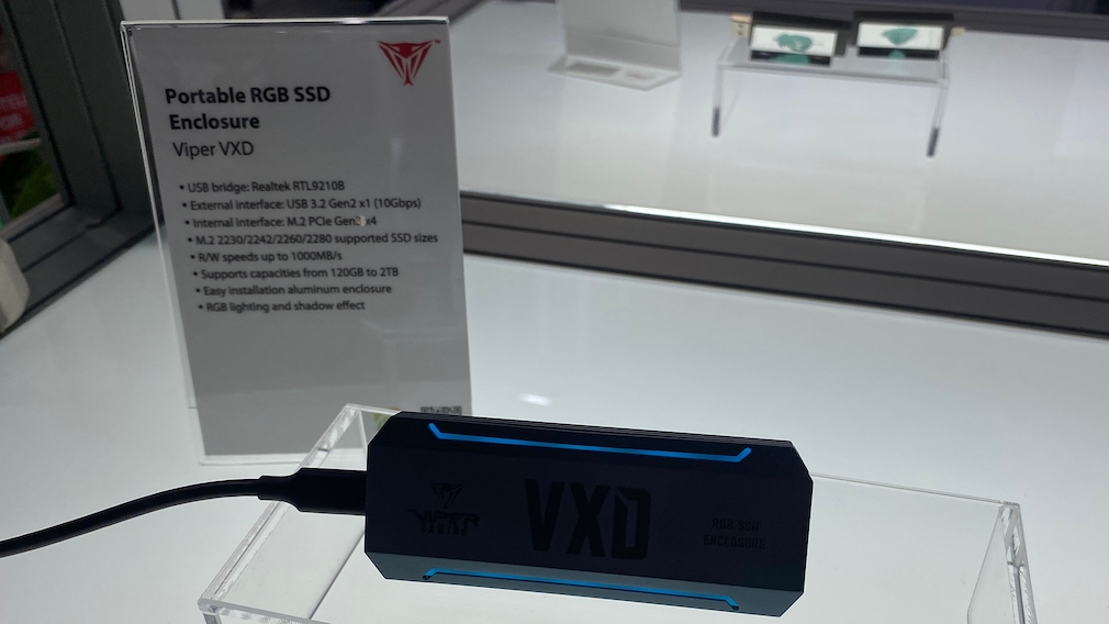 Adata XPG Portable RGB SSD Enclosure Viper VXD