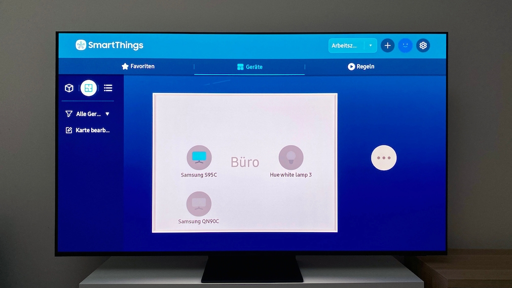 Die Smartthings-App auf dem Samsung S95C zeigt vernetzte Produkte im Haus, so lässt sich zum Beispiel das Licht schalten.