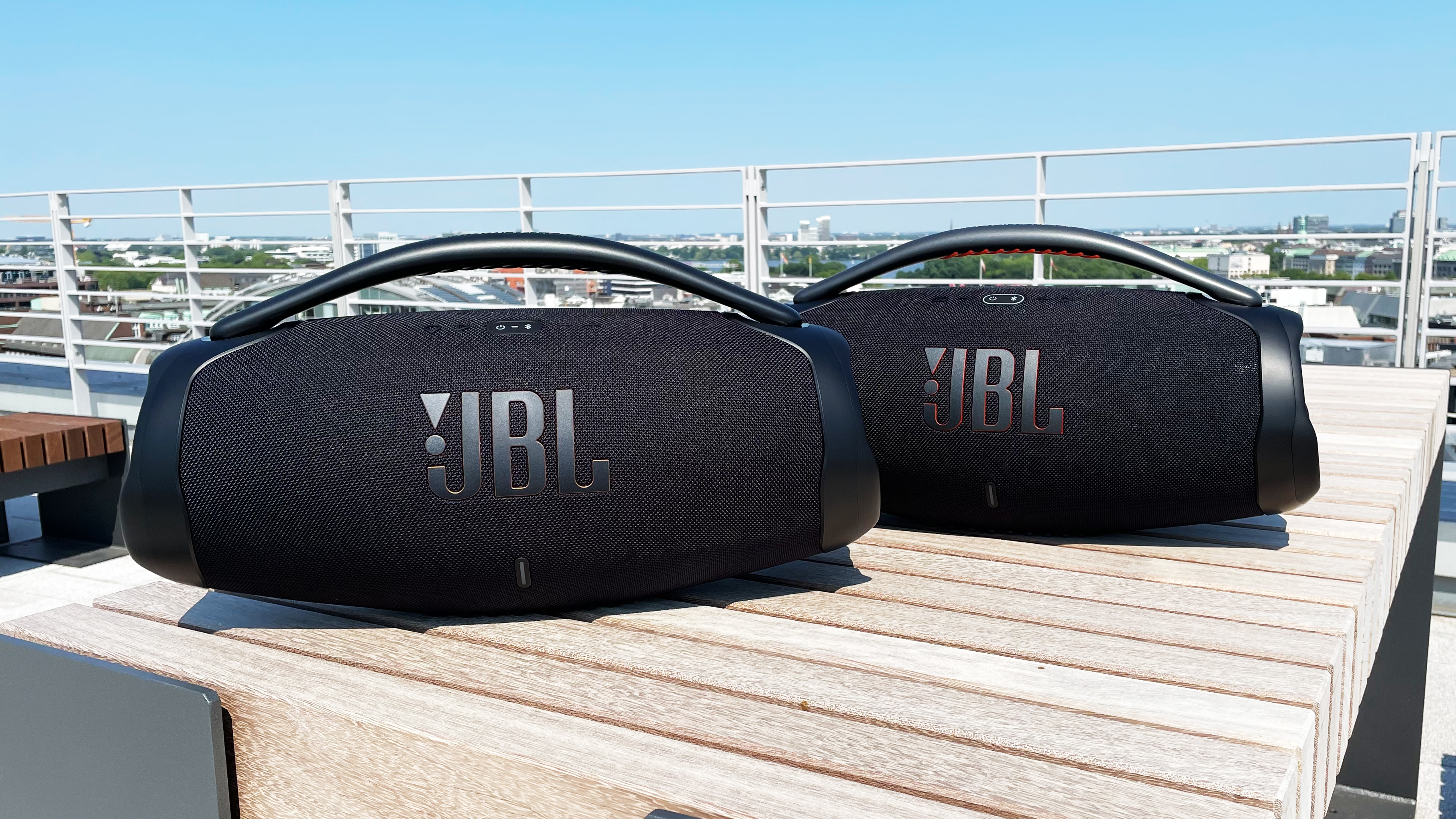 JBL Boombox 3 und 3 Wi-Fi im Test: Noch besser dank WLAN? - COMPUTER BILD | Lautsprecher