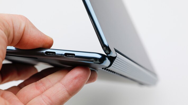 Lenovo Yoga Book 9i im Test: Klappen statt falten! - COMPUTER BILD