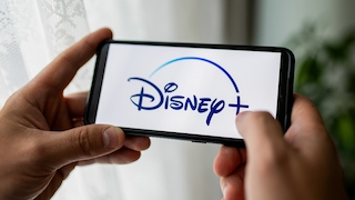Logo von Disney Plus auf Handy