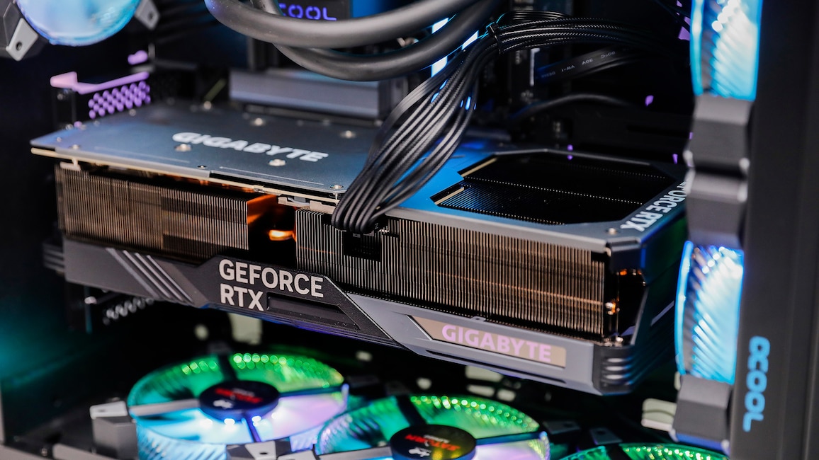 Medion Erazer Enforcer X10 im Test: Richtig flinker Aldi-PC! - COMPUTER ...
