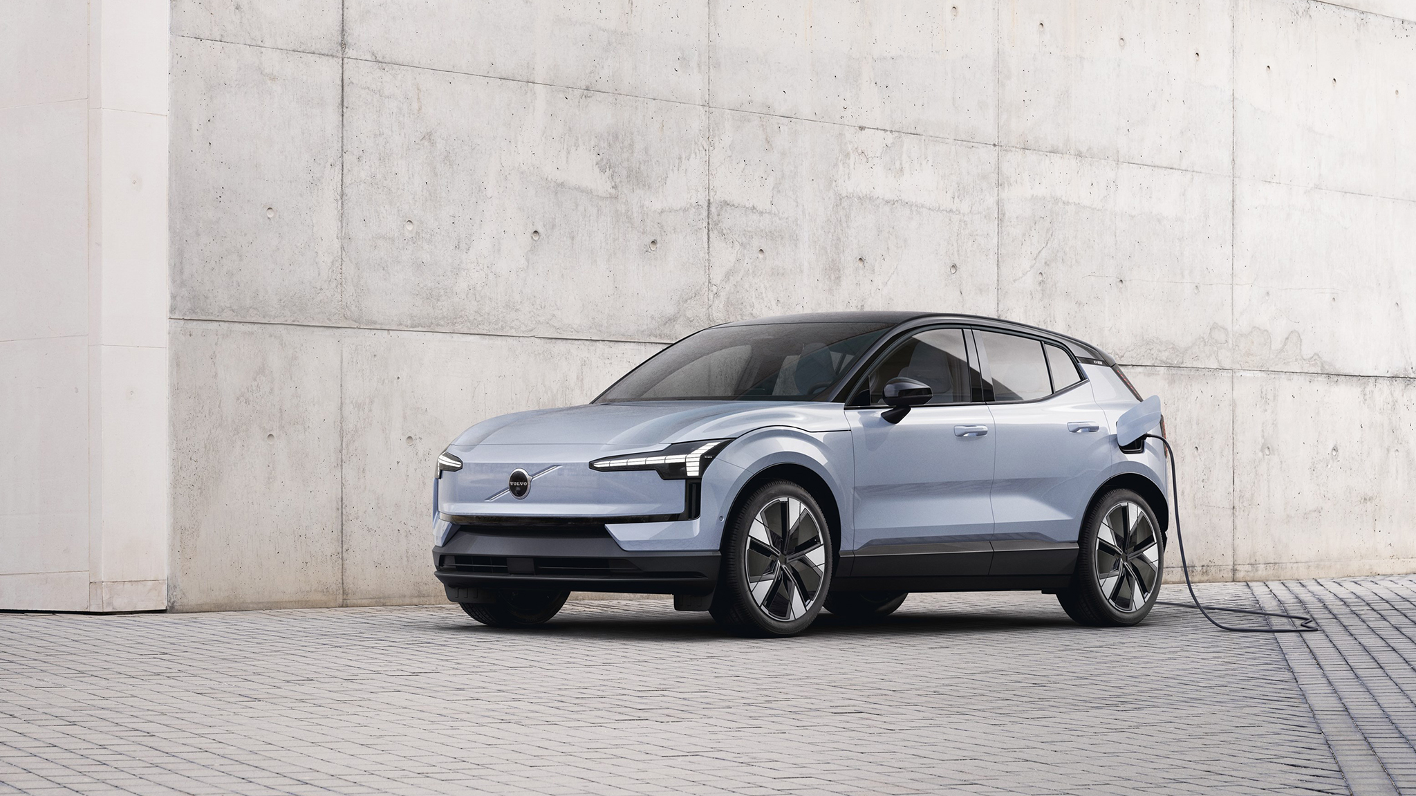 Volvo all electric 2025