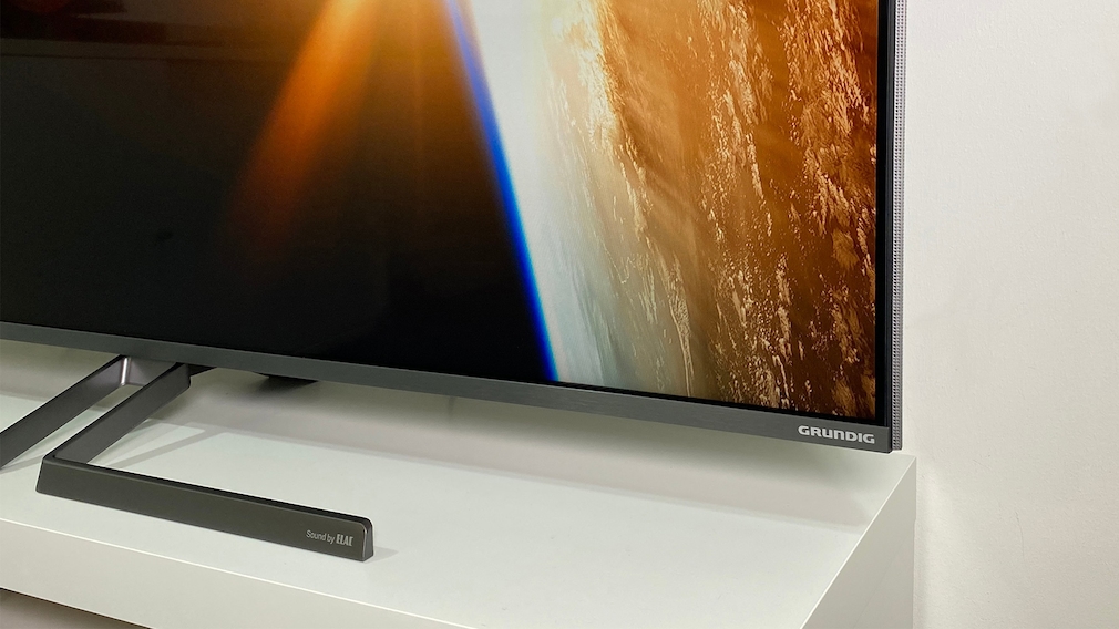 Grundig Fernseher Geht Von Alleine Aus Und Wieder An Grundig CQA 8490 im Test: Neuer Fernseher mit altem Glanz - COMPUTER BILD