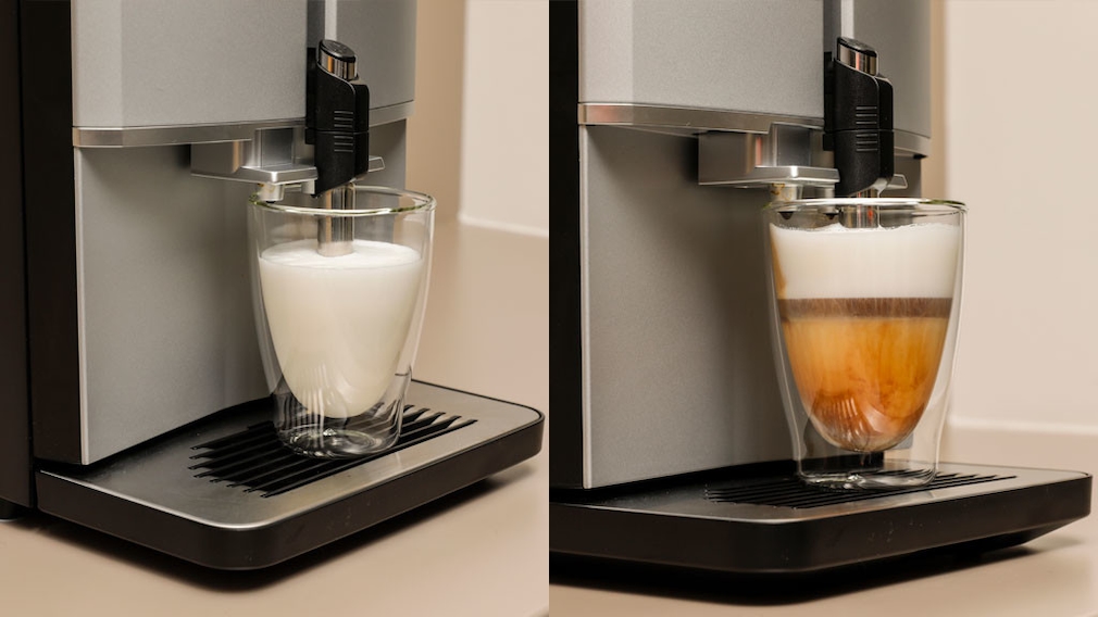 Siemens EQ 300 im Test: Kaffeevollautomat mit Top-Milchdüse - COMPUTER BILD