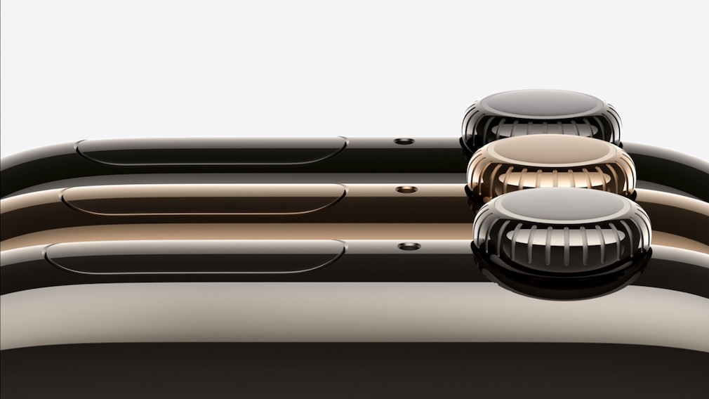 Apple Watch 10 in Titanium
