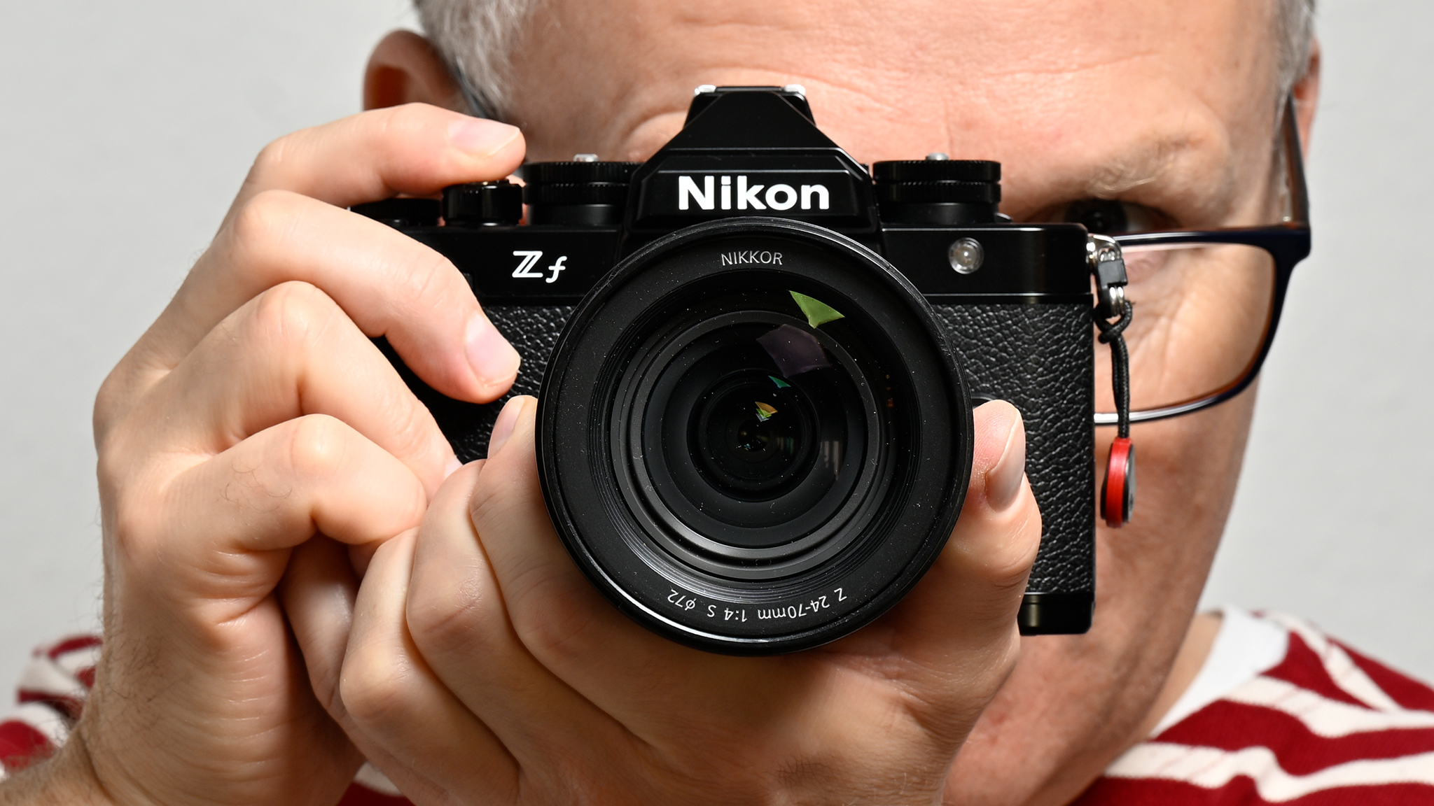 Systemkamera - Nikon BILD Zf: COMPUTER Test der