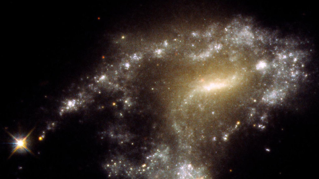 Hubble schickt spektakuläre Bilder aus dem All