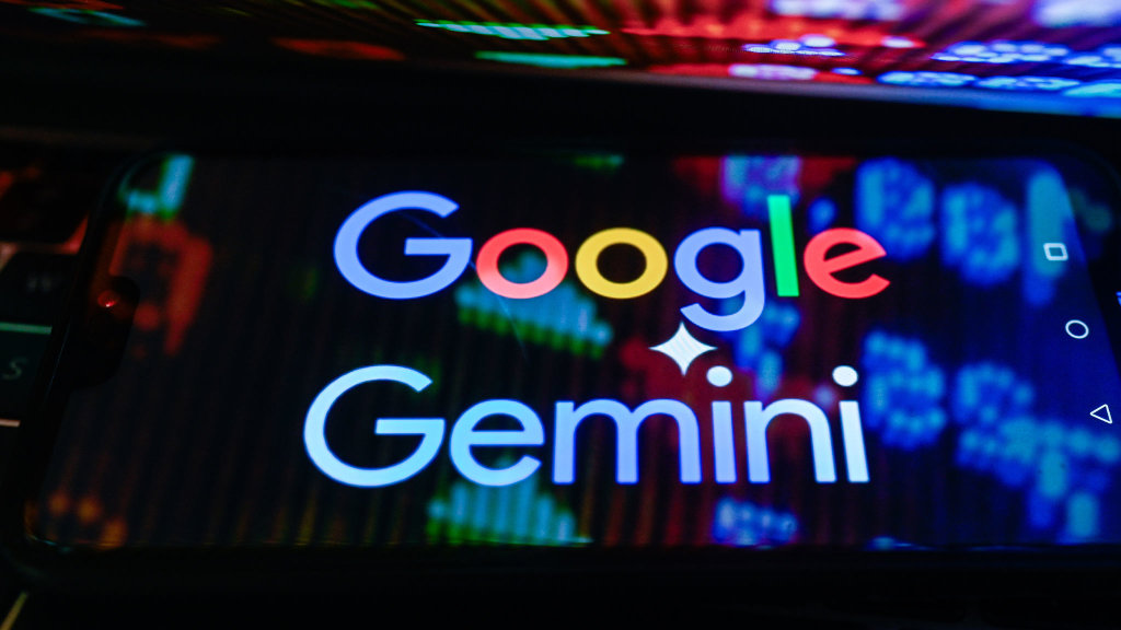 Google bringt KI-Helfer Gemini auf andere Geräte