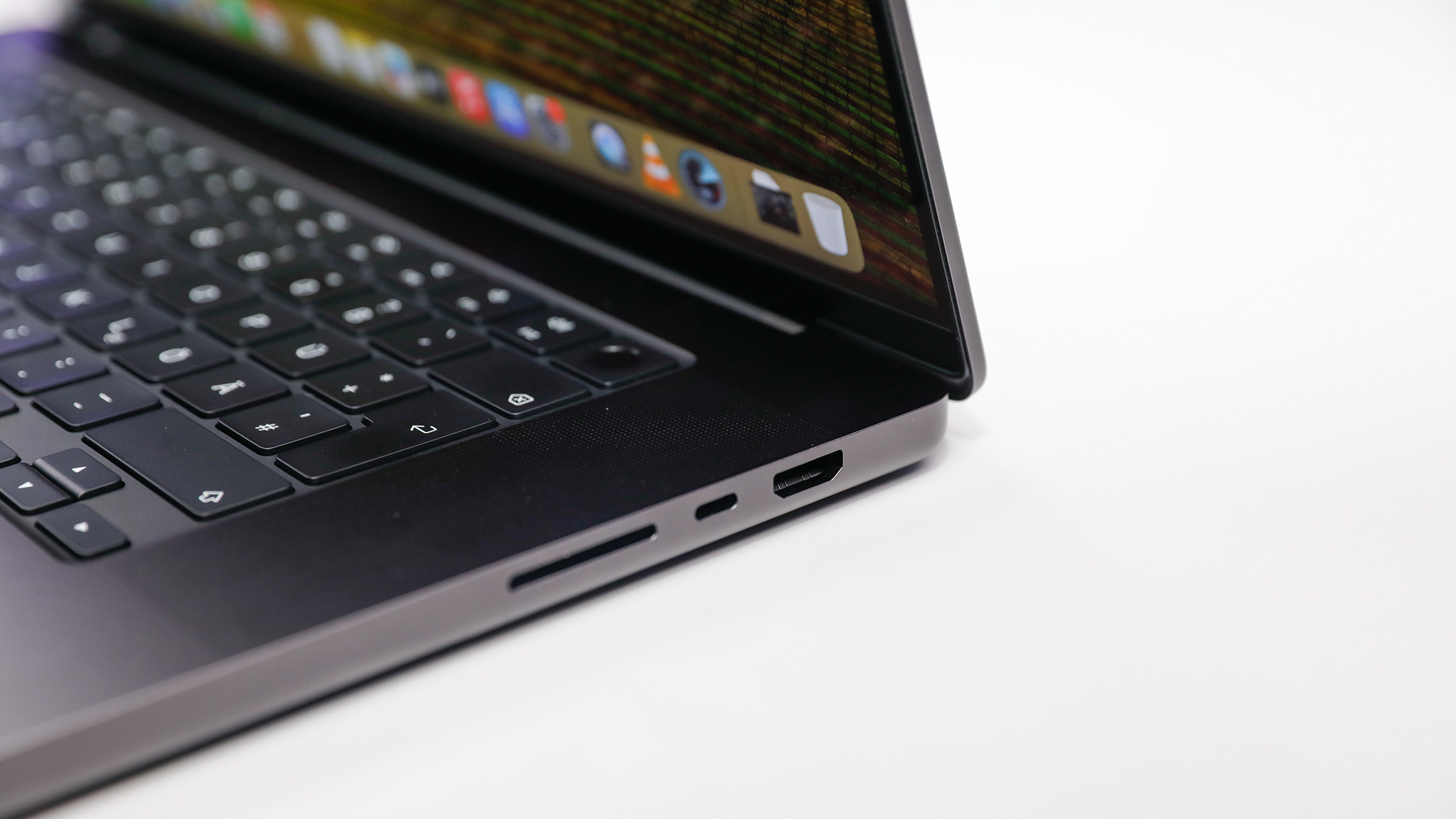 Apple MacBook Pro 16 Zoll M3 Pro: Test des Top-Laptops - COMPUTER BILD