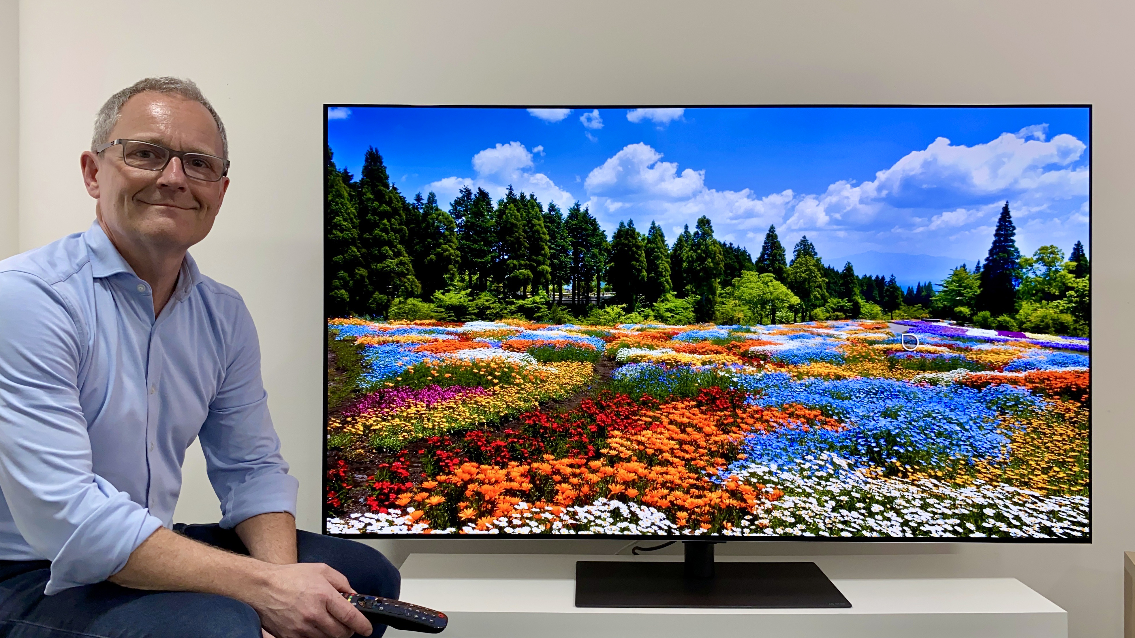 Der neue LG OLED G4 lässt im Test andere Fernseher alt aussehen