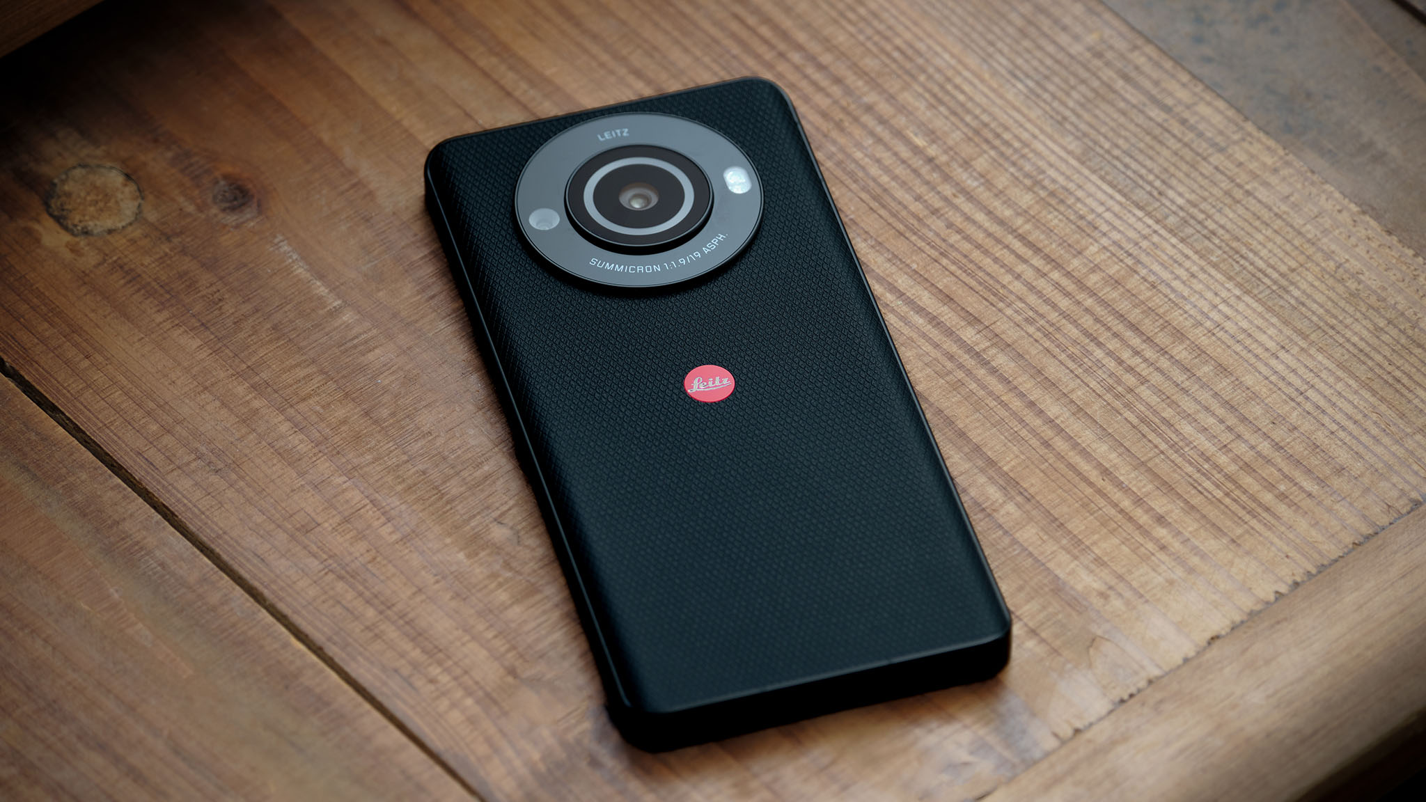 Dieses schicke Leica-Smartphone hat einen Haken