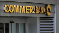Commerzbank Schriftzug
