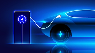 Grafik eines E-Autos, das an einer Ladesäule Strom tankt.