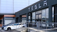 Tesla in der Krise - billigere E-Autos angekündigt
