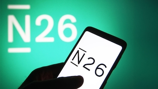 Handy mit der Aufschrift N26