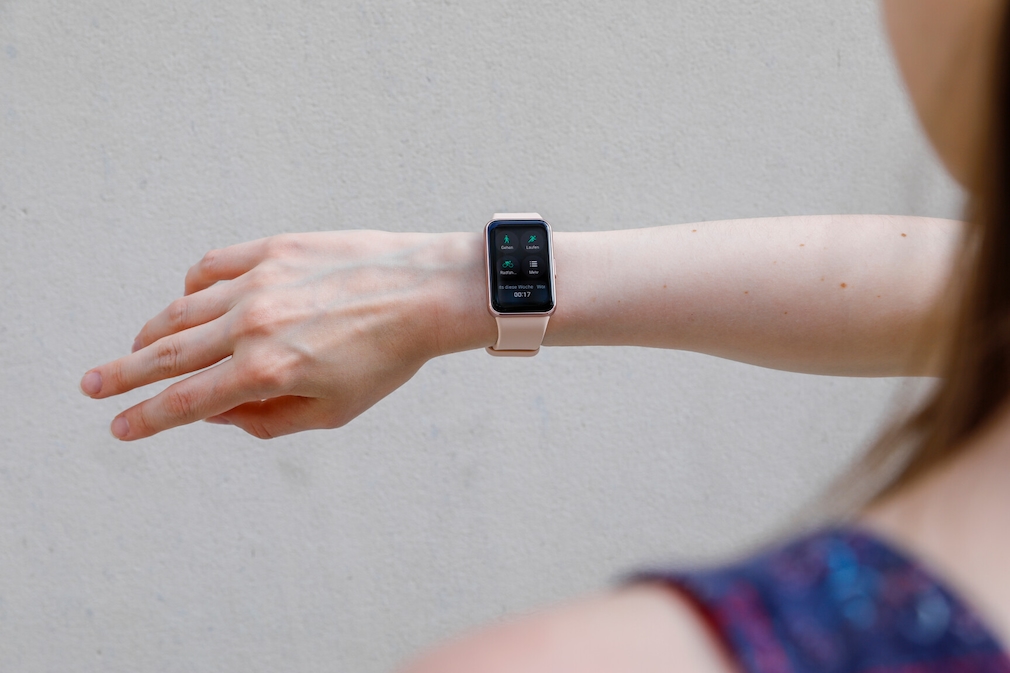 Fitness Tracker Frauen Fitnesstracker Damen Test Fitbit-Test 2025