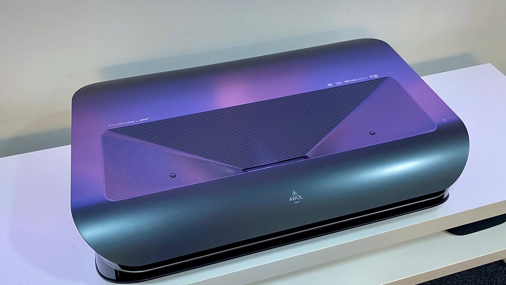 Der AWOL Vision LTV-3500 ist der hellste Heimkino-Beamer im Test ...