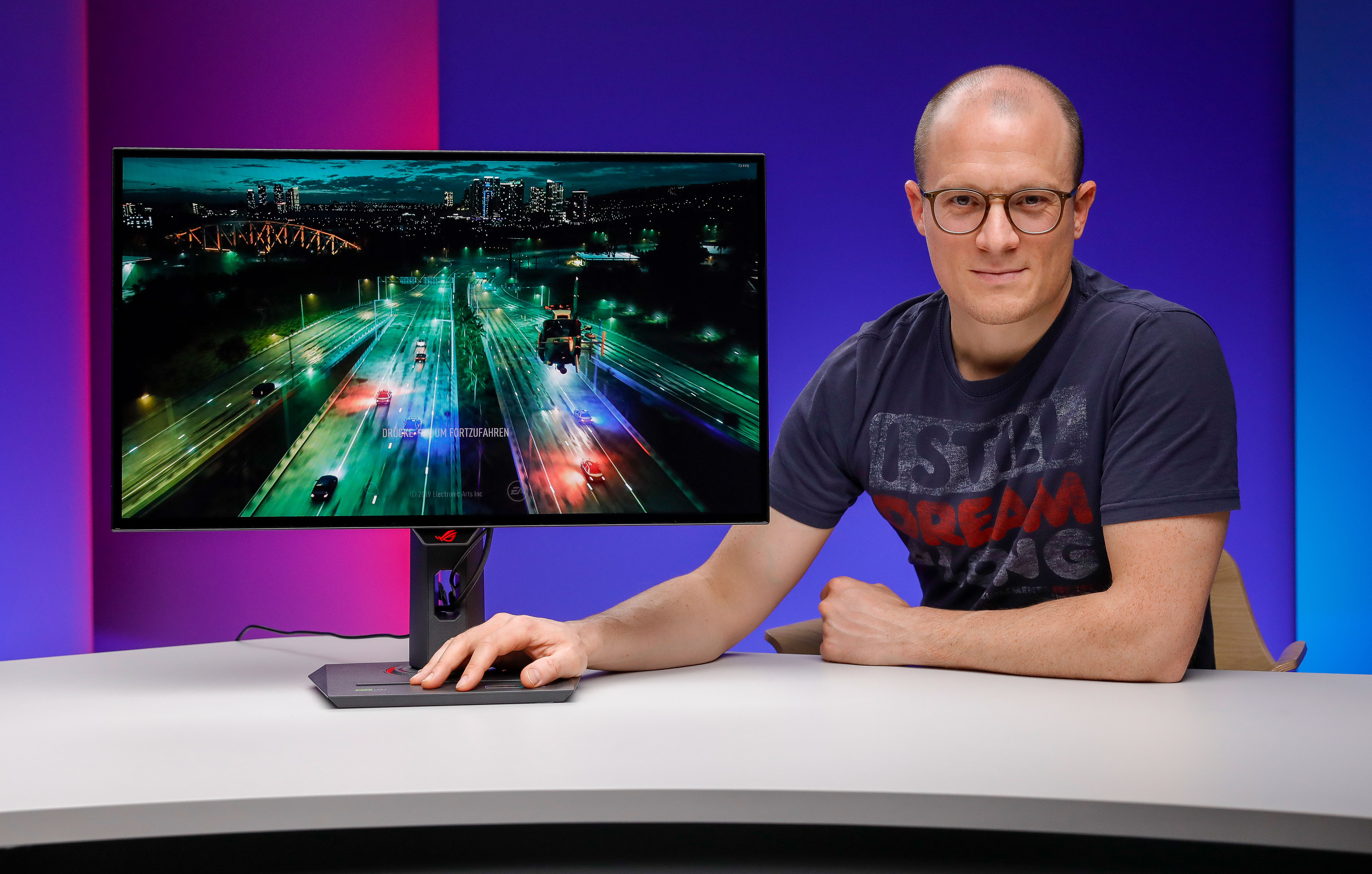 Asus ROG STRIX OLED XG27AQDMG im Test: Der erste glossy