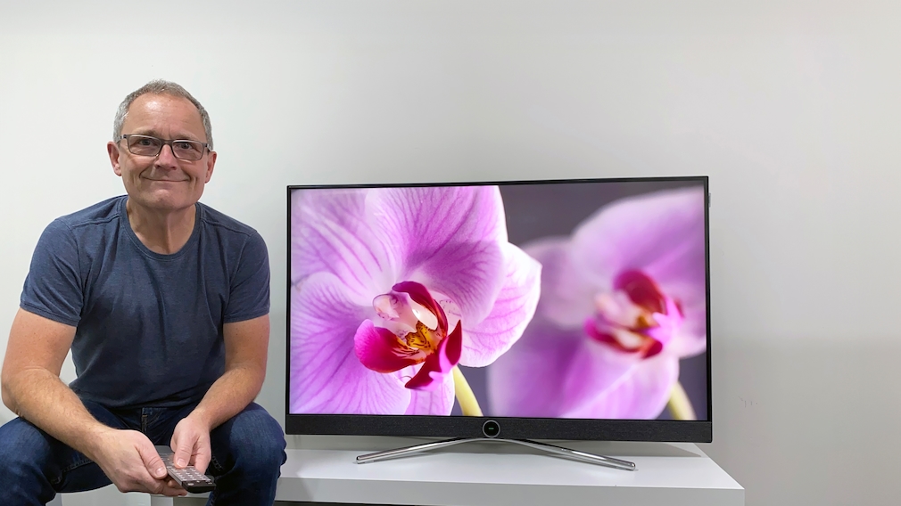 Der neue Loewe Callas hat im Fernseher-Test einen großen Auftritt