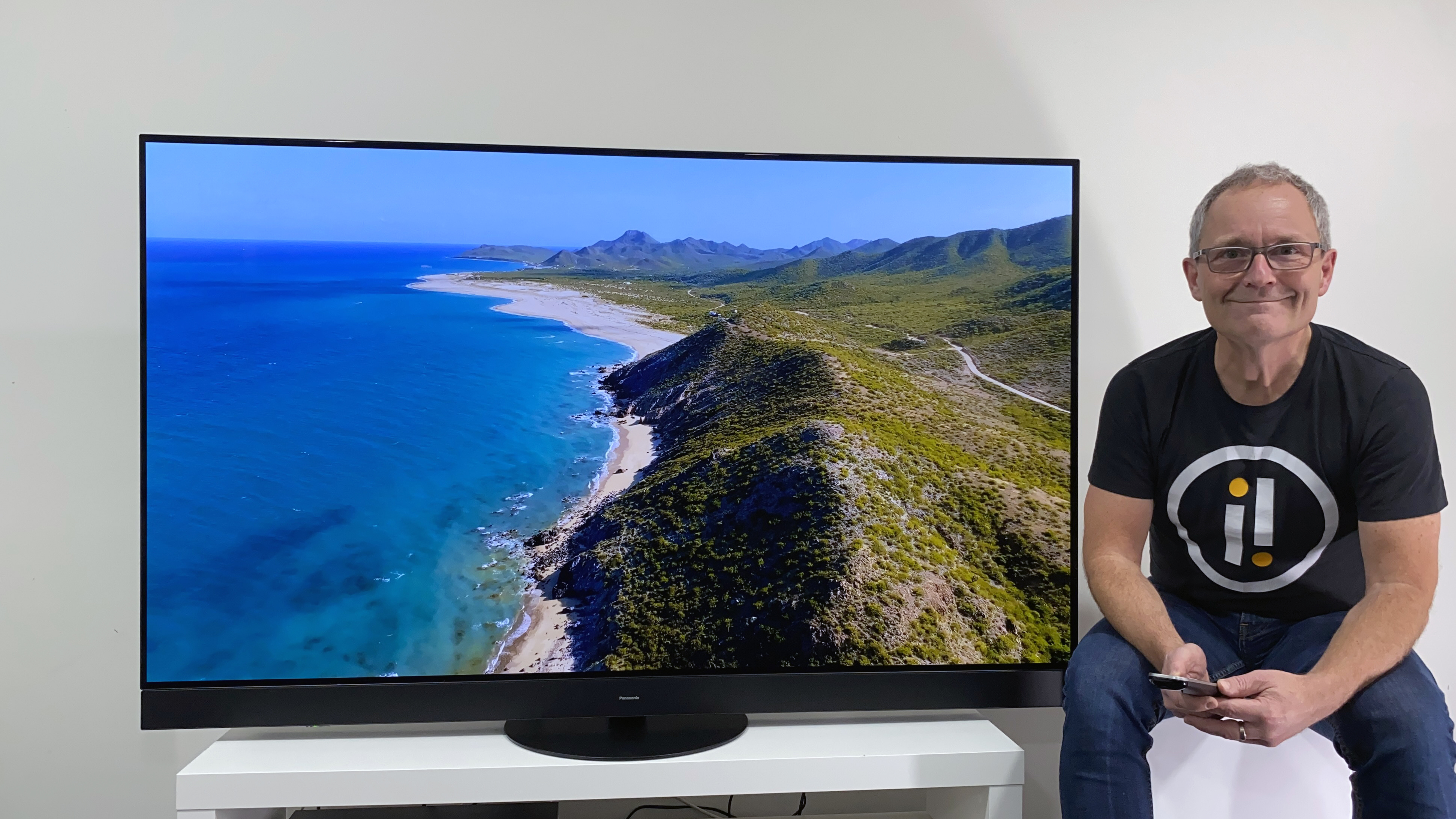 Der-neue-Panasonic-Z90A-gl-nzt-im-Fernseher-Test-mit-perfekten-Farben
